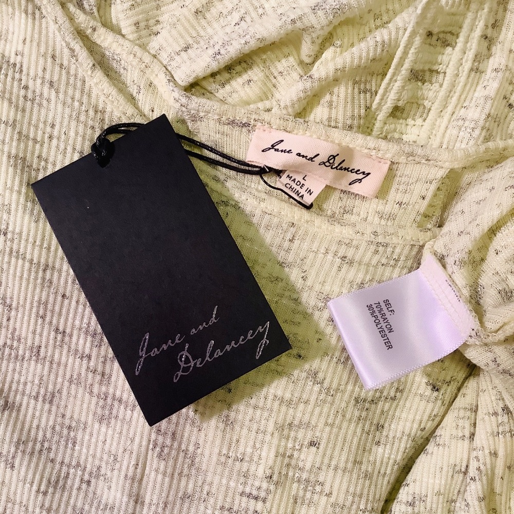 ☀️☀️Jane & Delancey soft knit tank TOP lace up back hi low longer hem L/XL NEW - Picture 6 of 6